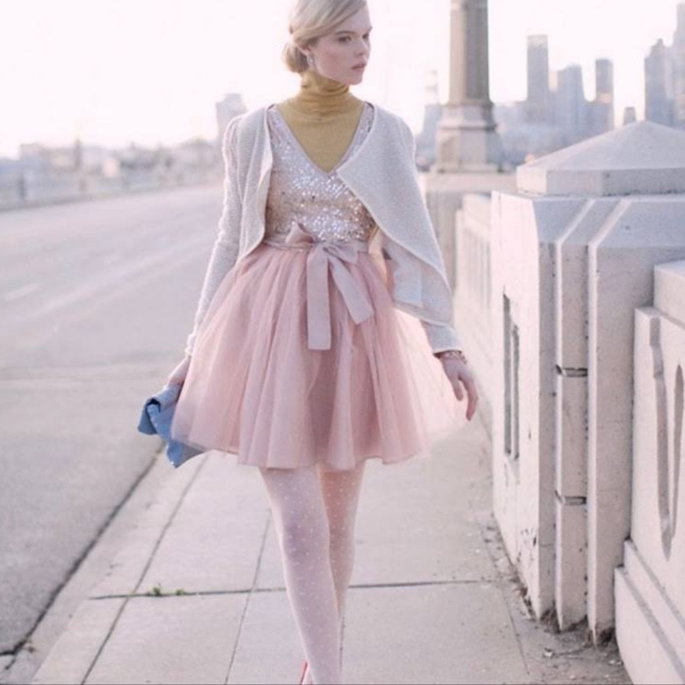 RED Valentino Blush Pink Tulle Mini Skirt with Bow